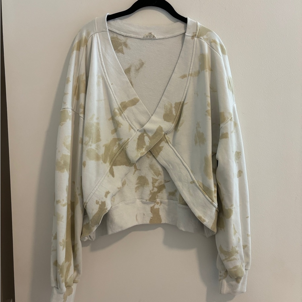 POL Cream Tie-Dye Crossfront Sweatshirt